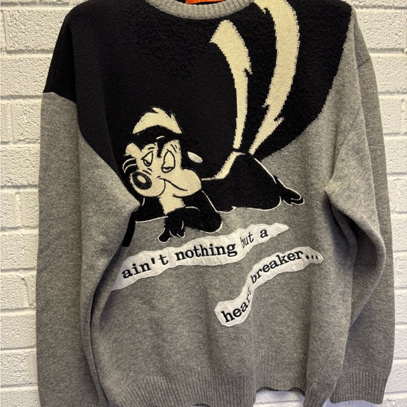 Iceberg Other - Iceberg Gray and Black Crewneck Sweater with Cartoon Looney Tunes Large Vintage